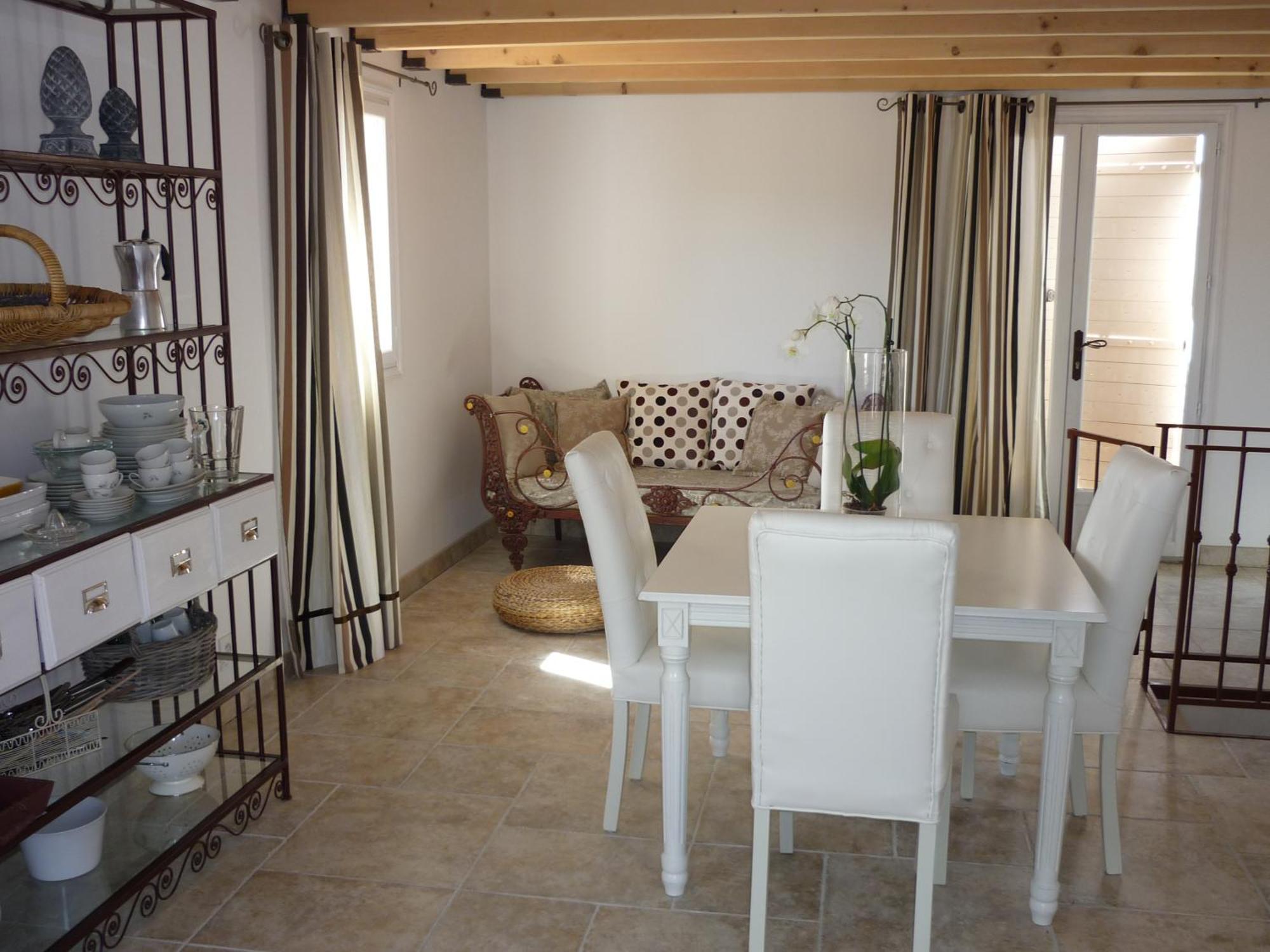 La Fontaine Des Noyers Villa Saint-Saturnin-d'Apt Rum bild